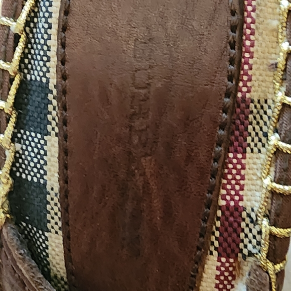 Burberry saddles size 8 - Picture 2 of 6
